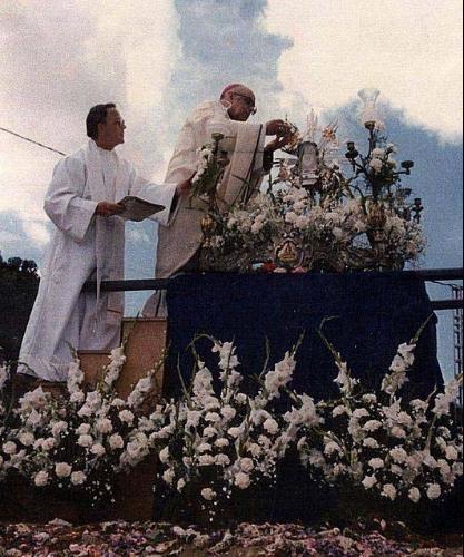 Coronaci&Atilde;&sup3;n virgen.jpg